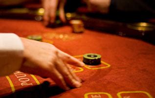 baccarat banque|Baccarat en Banque: How to Play the Game .